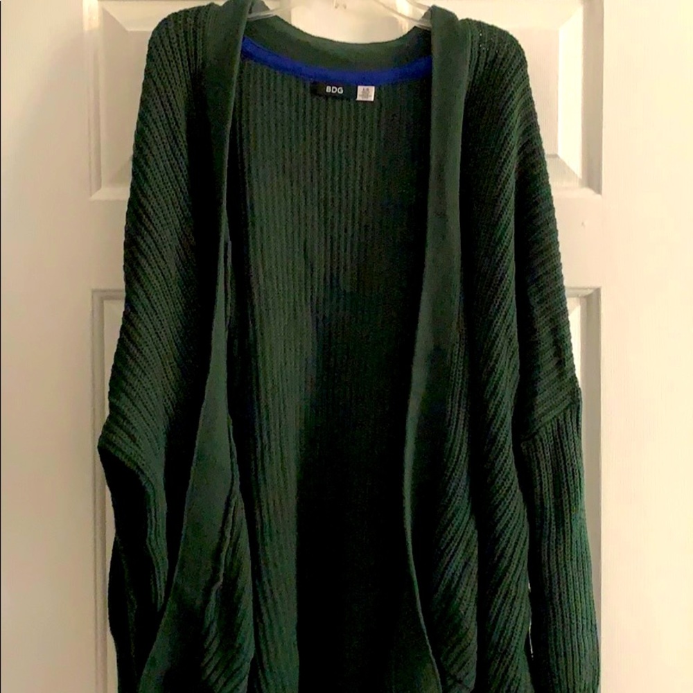 Green BDG oversized sweater, size large